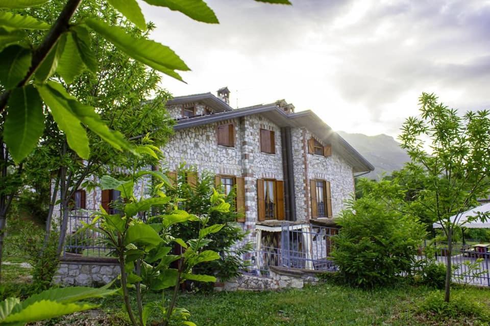 Agriturismo Il Castagneto Villa Supino Exterior photo